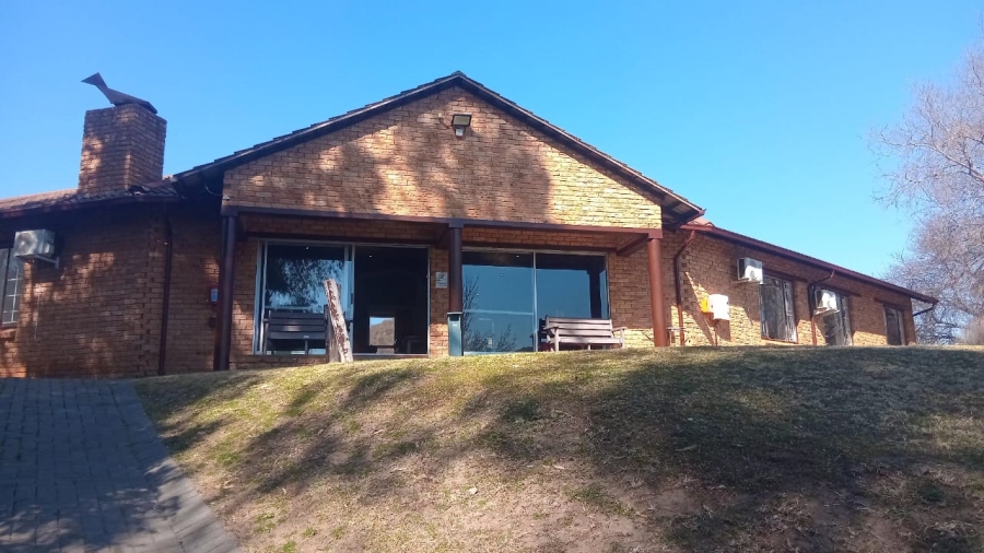 9 Bedroom Property for Sale in Parys Free State